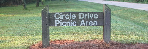 circle-drive-sign.jpg